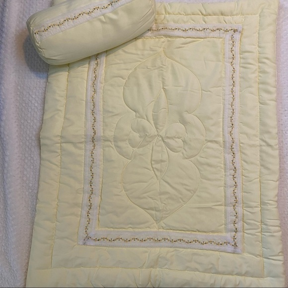 Copy - Vintage crib set